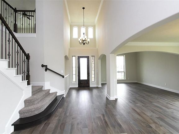 3rd image of 17314 Kilmahew Pl