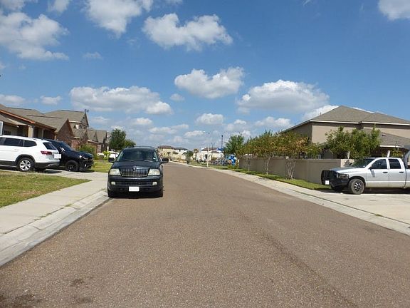 5th image of 109 Phoenix Palm Dr