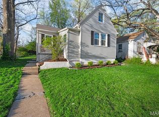 1054 Tuxedo Blvd, Saint Louis, MO 63119