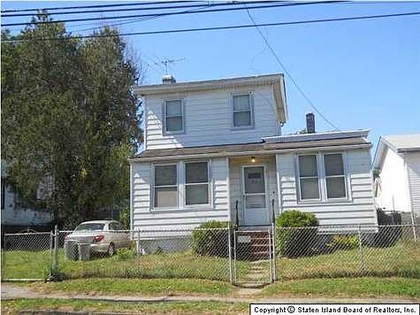 3rd image of 64 Lake Ave