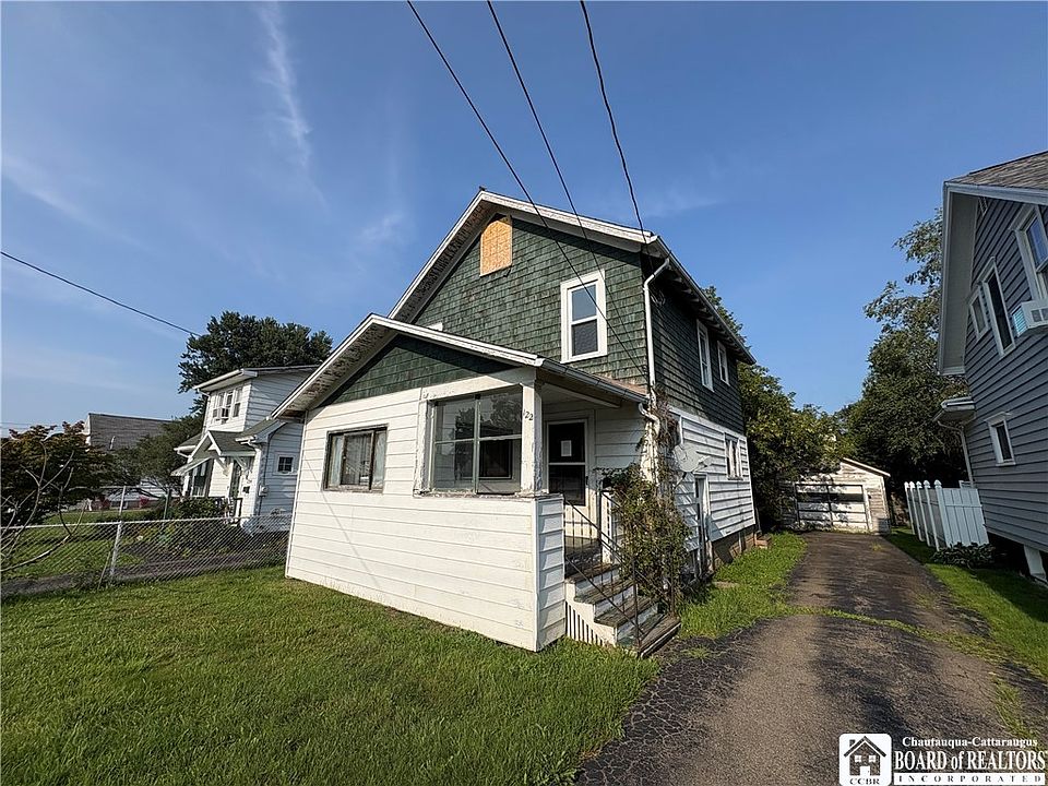 1st image of 122 N 18th St