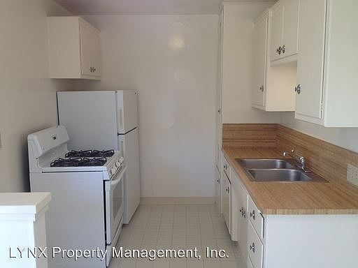 2nd image of 324 Barranca Ave APT 8