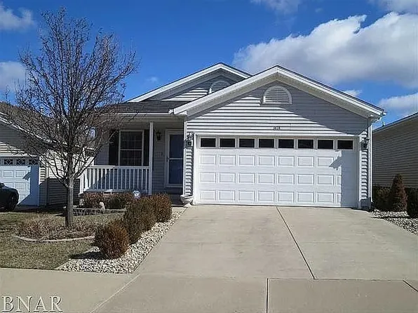 3414 Cornelius Dr, Bloomington, IL 61704