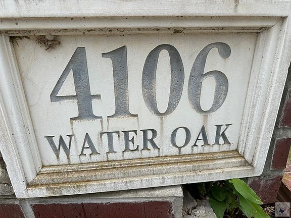 4th image of 4106 Water Oak Dr