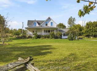 3857 County Road 8 Rd, Prince Edward County, ON K0K2T0