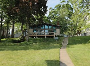 31585 Krohne St, Dowagiac, MI 49047