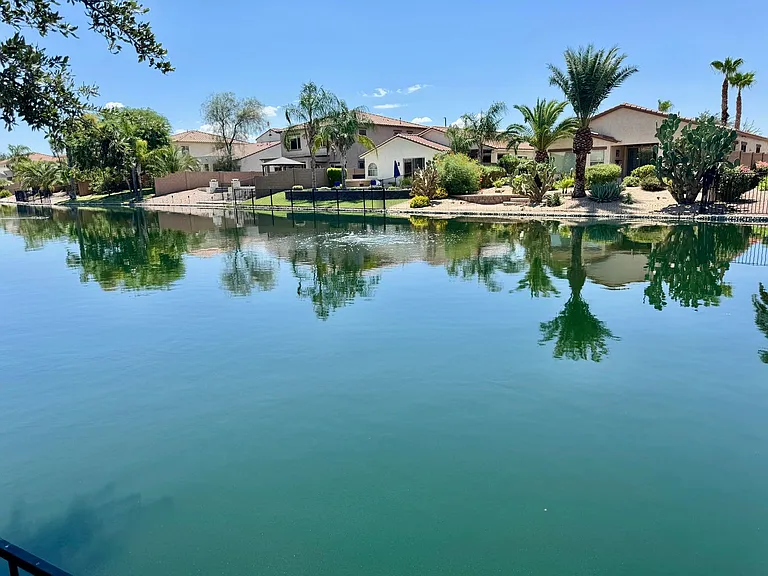 847 E La Costa Pl — Photo 45
