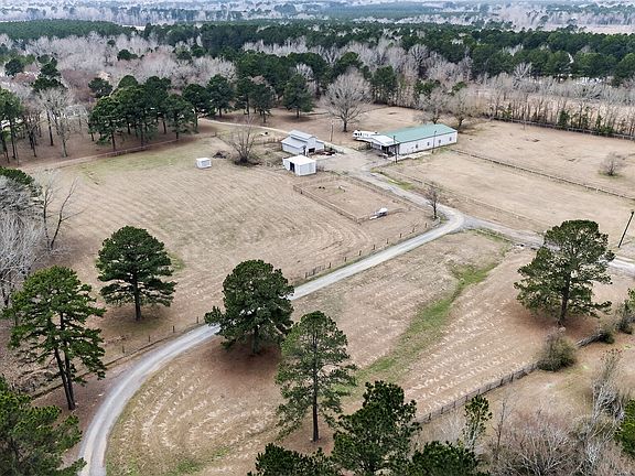 3rd image of 8281 Shirley Francis Rd