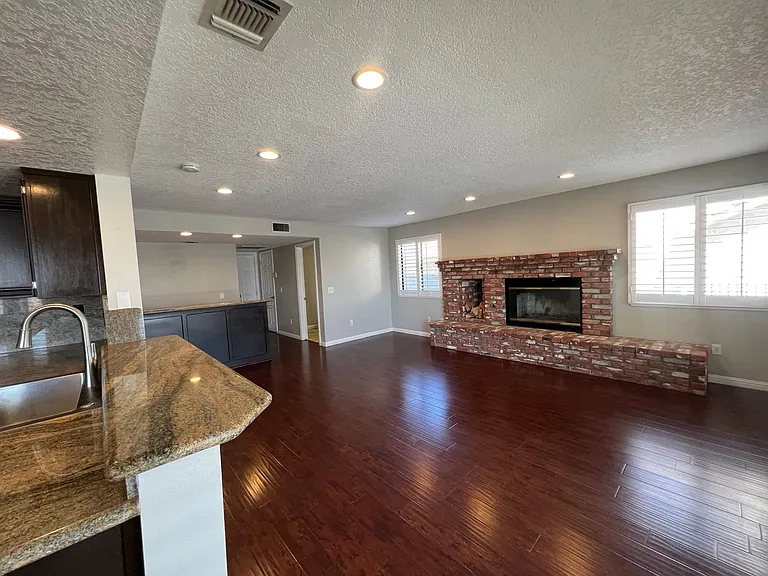 13455 Hidden Valley Rd — Photo 9
