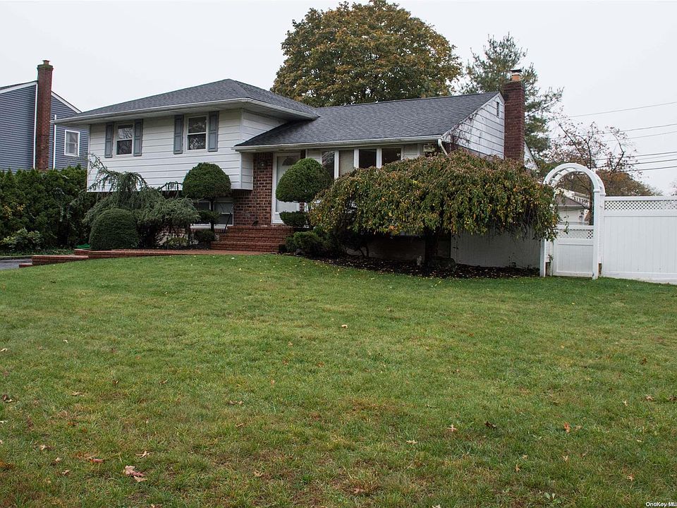 1st image of 22 Cottonwood Drive
