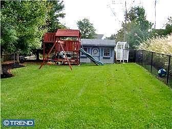 3rd image of 10 High Meadows Dr