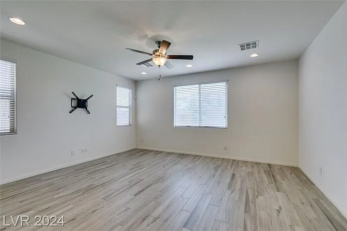 7445 Fleeting Joys Ave — Photo 10