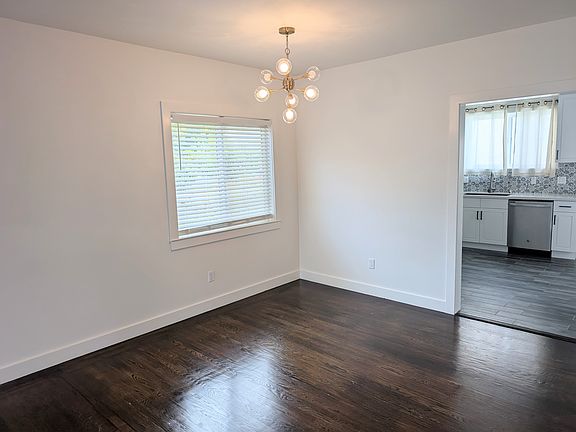 2nd image of 606 Tamarack Ln