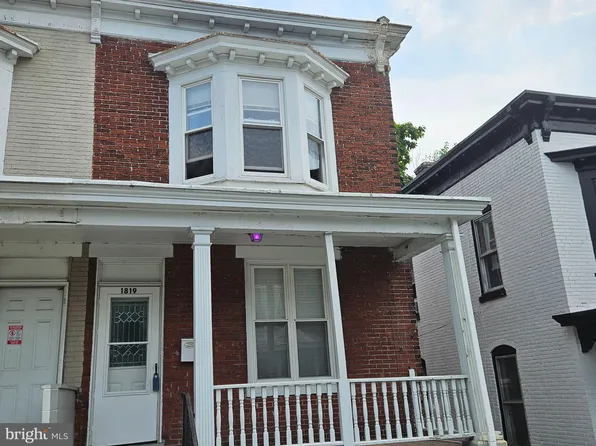 1819 Zarker St, Harrisburg, PA 17104