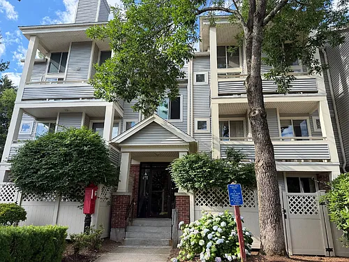 200 Falls Blvd Photo 1