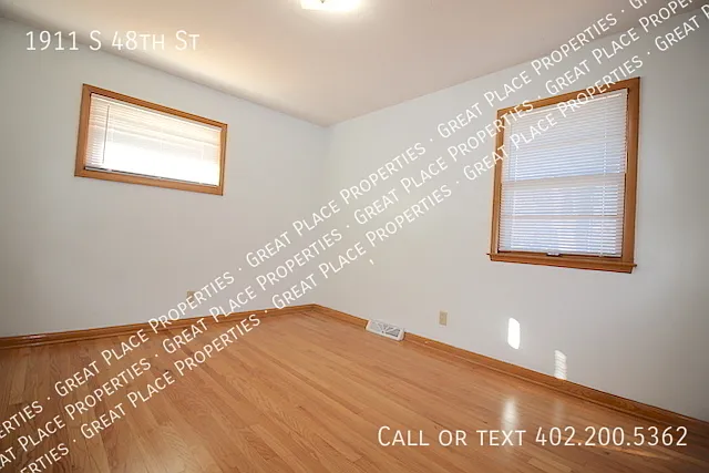 1911 S 48th St — Photo 21