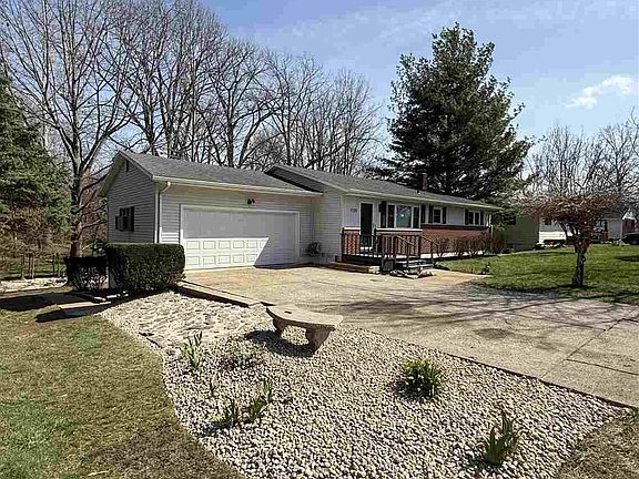 3rd image of 1137 Toschlog Rd