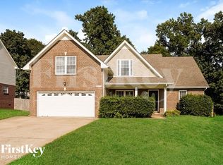 3271 Twelve Oaks Blvd, Clarksville, TN 37042