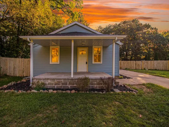 52828 Hastings St, South Bend, IN 46637