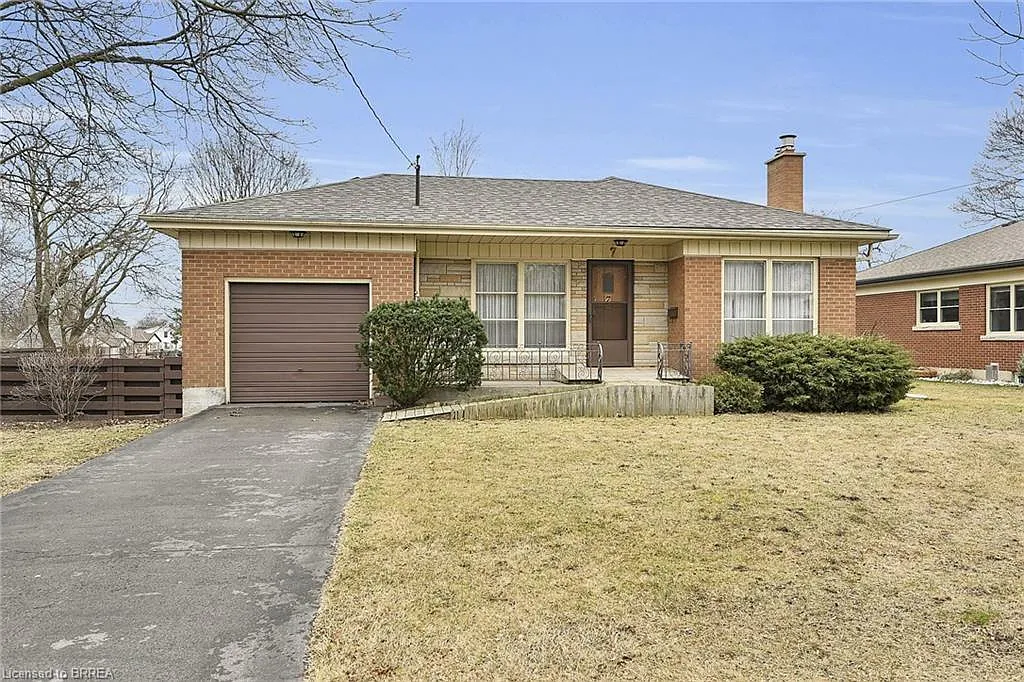 7 Franklin St photo 1