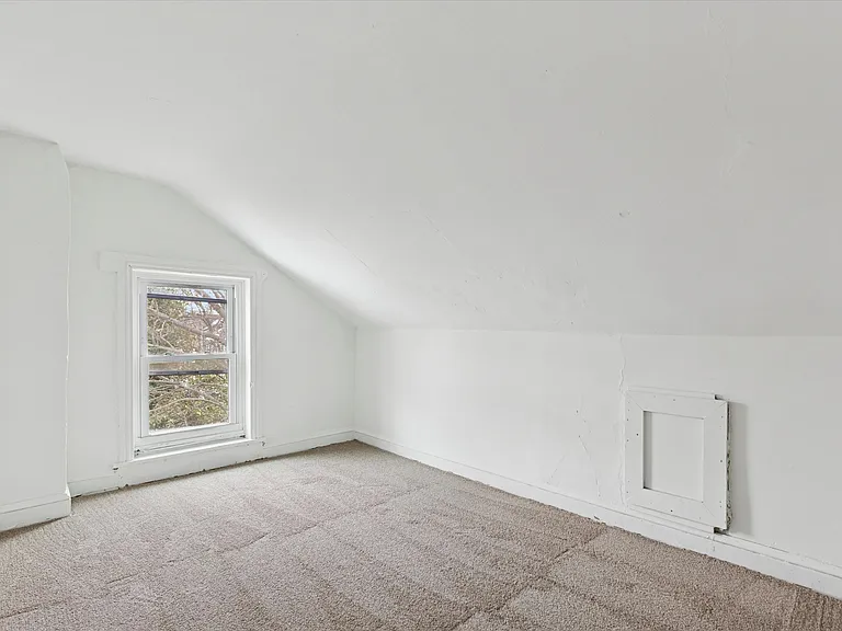 415 Walnut St #1 — Photo 12