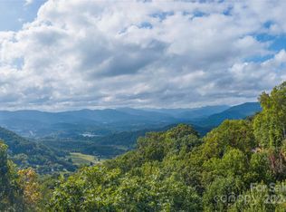 47 Montrose Ln, Waynesville, NC 28785