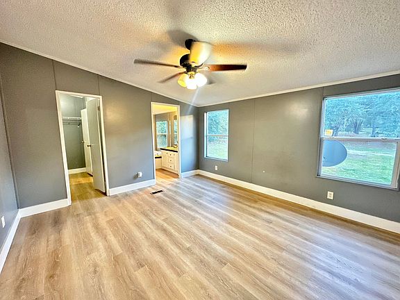 4th image of 4733 Osprey Dr