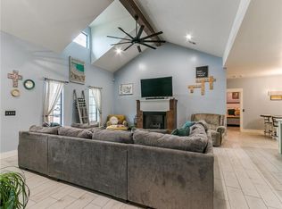 1121 Adeline Dr, Shawnee, OK 74804