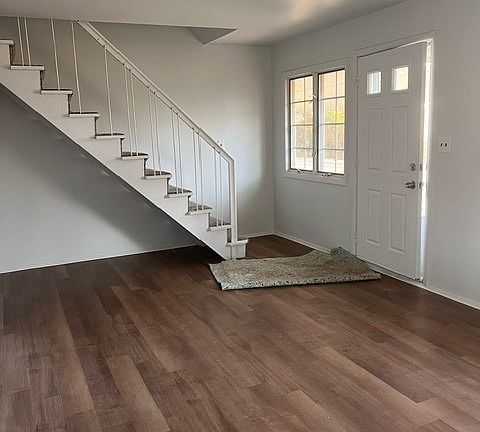 5th image of 464 S Edgehill Ave