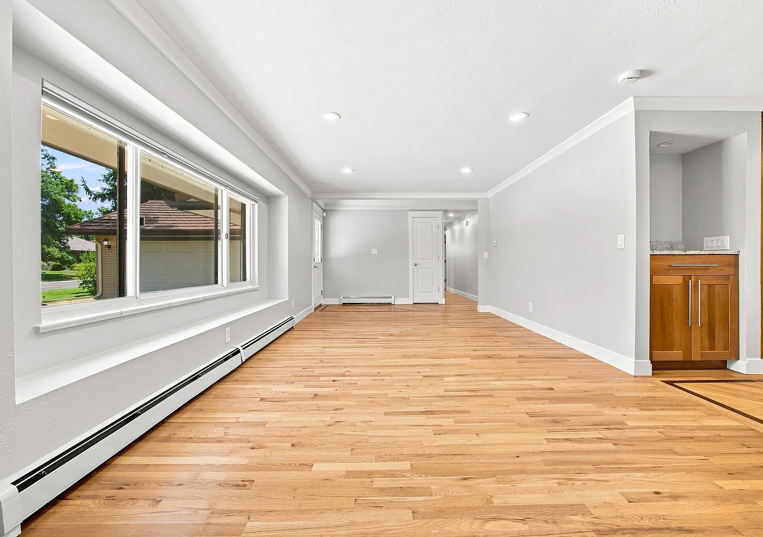 Charming 3-Bedroom Home in Lakewood, CO — Photo 3