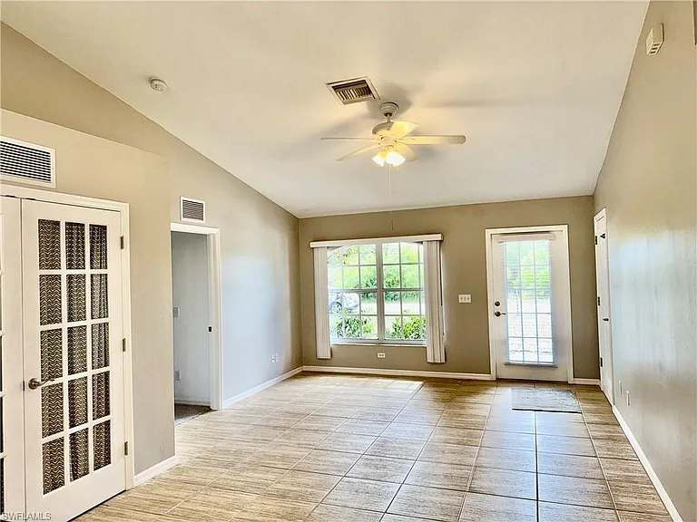 6016 Lindbrook Ave — Photo 7