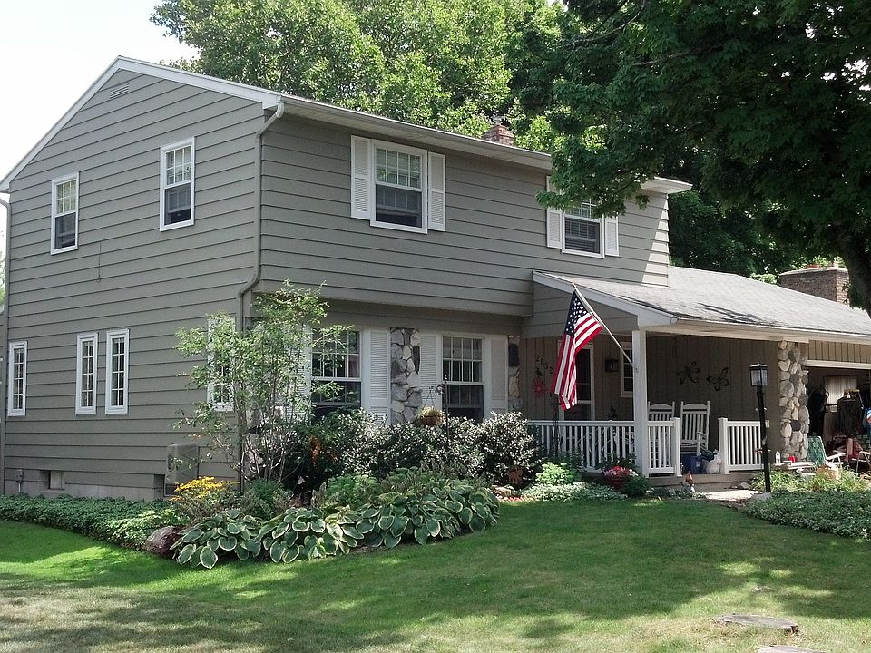 1st image of 2052 Radcliff Ave SE