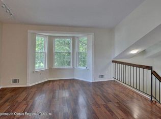 294 Tulip Ln, Freehold, NJ 07728