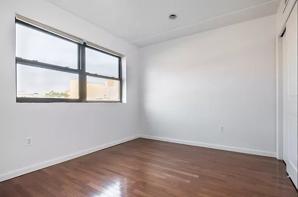 Rented by Five Stone NYC LLC | media 13