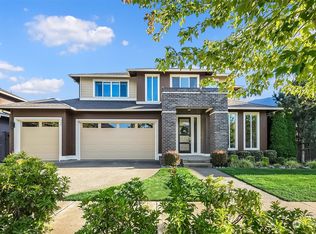 733 SE 11th St, North Bend, WA