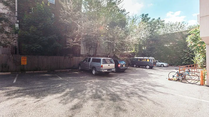 Rented by Nooklyn NYC LLC | media 42