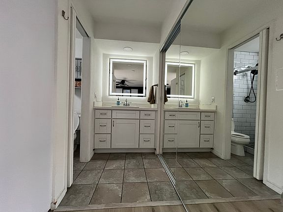 4th image of 4404 Bond St Unit E