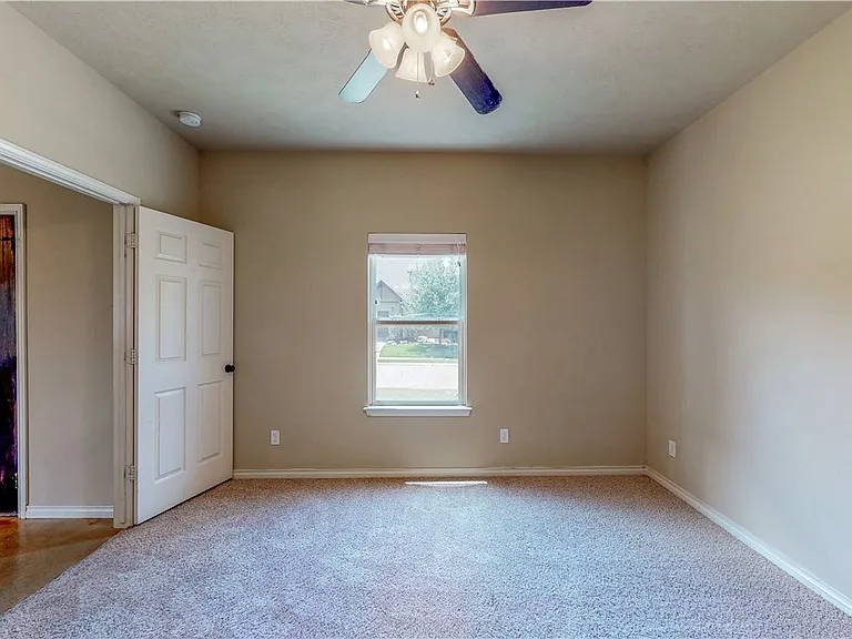 3416 Cullen Trl #A — Photo 18