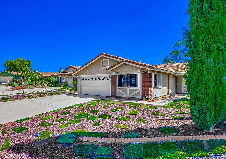 1st image of 24825 Freedom Ct