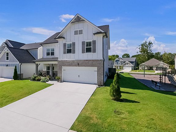 2nd image of 8080 Slugger Way