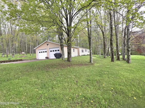 183 Galloway Rd, Equinunk, PA 18417