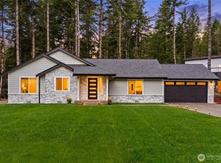 850 E Vine Maple Lane, Union, WA 98592