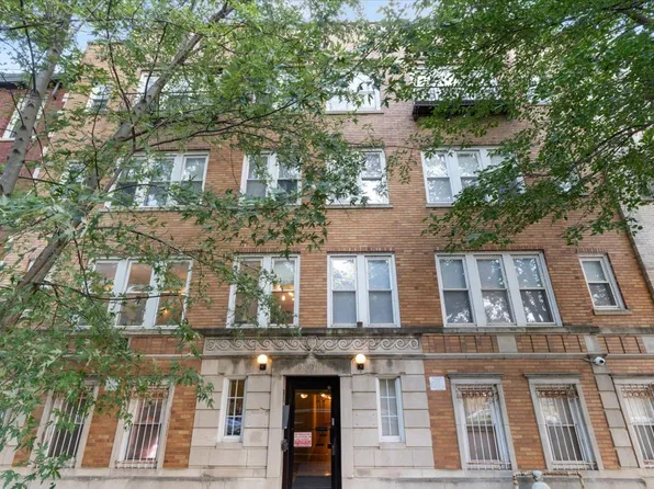 6812 N Wayne Ave APT 3E, Chicago, IL 60626