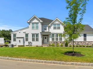 36 Ingalls Village Way #15, Boxford, MA 01921