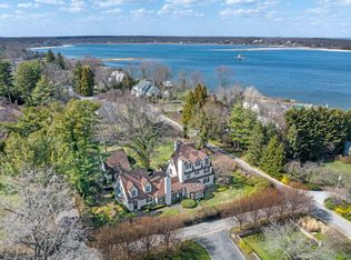 3 Wincoma Dr, Halesite, NY 11743