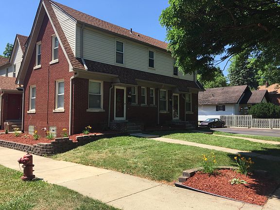 Olde Redford Townhomes