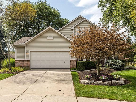 2nd image of 6167 Saint Mel Cir