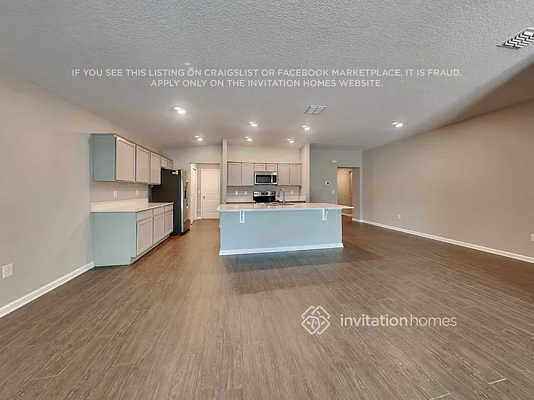 925 Caitlin Loop — Photo 4