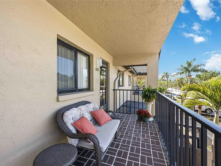 5515 Ashton Way #5515 — Photo 4
