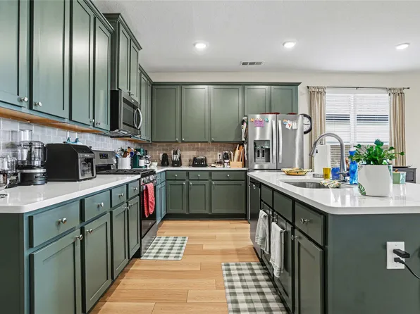 8134 Grotto Dr, Royse City, TX 75189